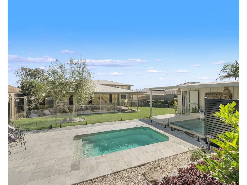 6 Grenadines Way, Bonny Hills NSW 2445