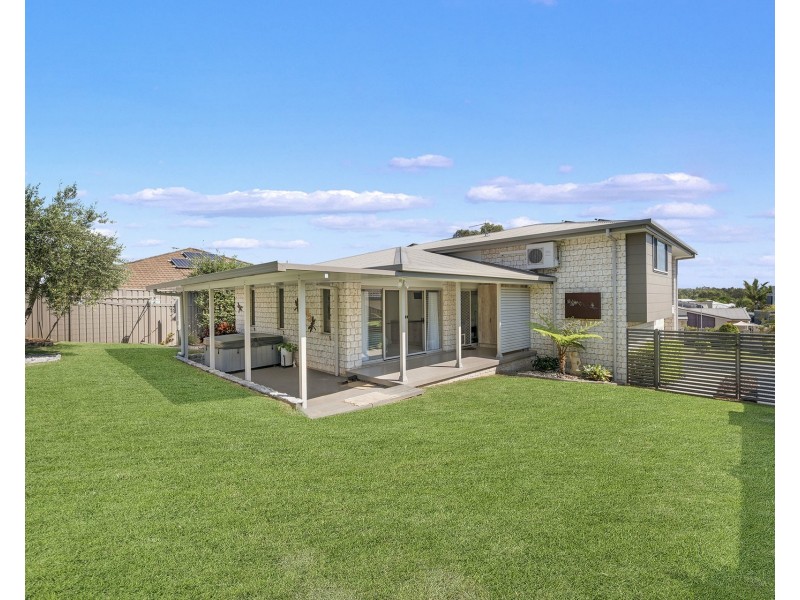 6 Grenadines Way, Bonny Hills NSW 2445