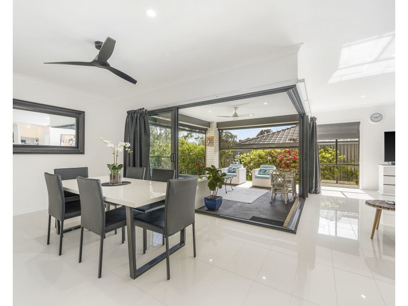 30 Summer Circuit, Lake Cathie NSW 2445