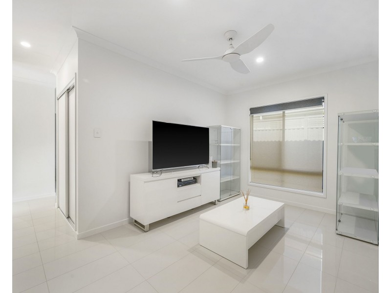 30 Summer Circuit, Lake Cathie NSW 2445