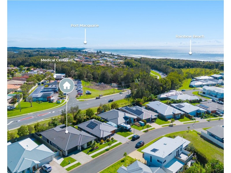 30 Summer Circuit, Lake Cathie NSW 2445