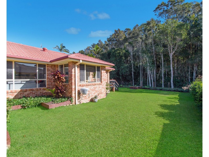 83 Fiona Crescent, Lake Cathie NSW 2445