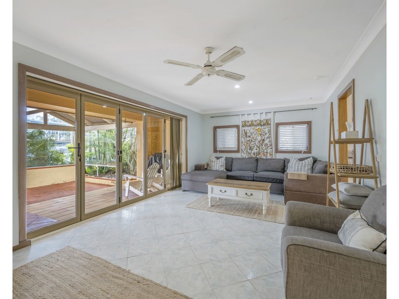 11 Koribah Avenue, Lake Cathie NSW 2445