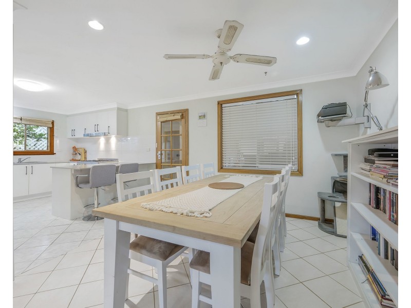 11 Koribah Avenue, Lake Cathie NSW 2445