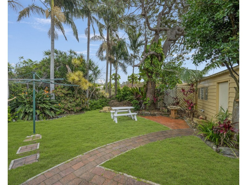 11 Koribah Avenue, Lake Cathie NSW 2445