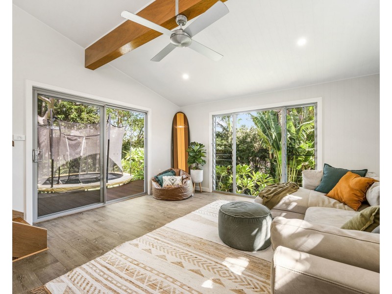 13 Monica Place, Lake Cathie NSW 2445