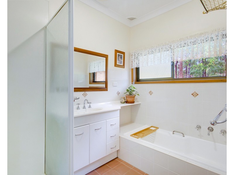 18 Ngamba Place, Bonny Hills NSW 2445