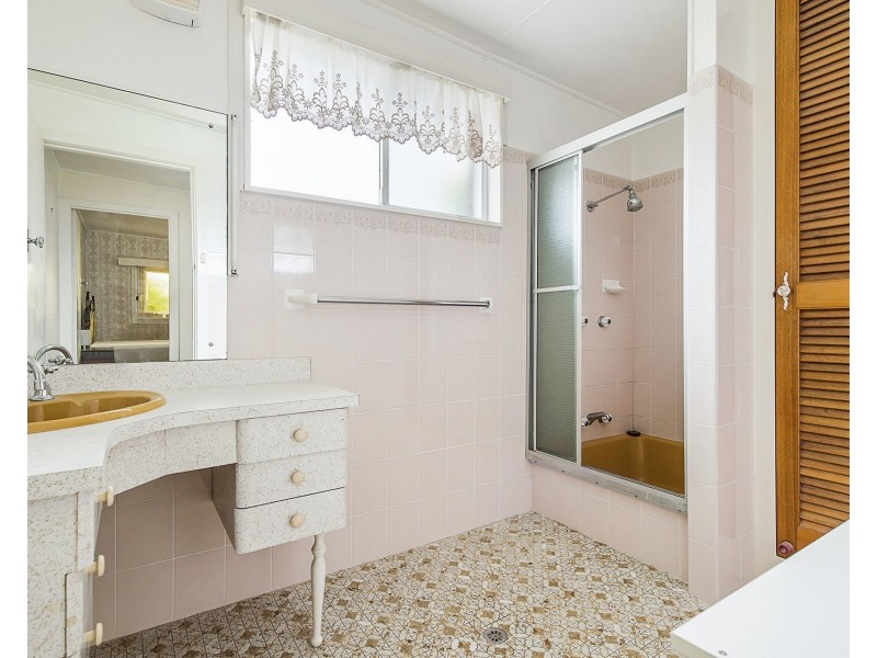 6 George Street, Laurieton NSW 2443