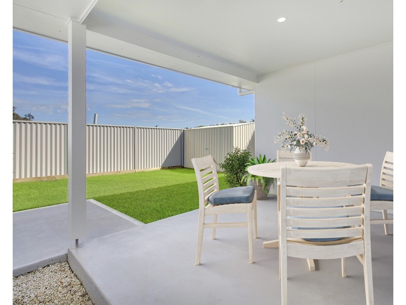 5A Seahorse Rise, Lake Cathie NSW 2445