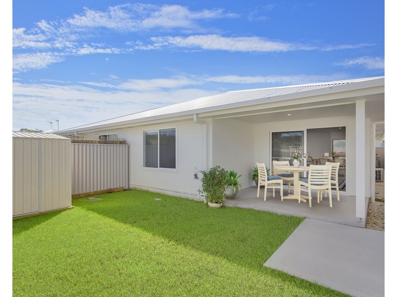 5A Seahorse Rise, Lake Cathie NSW 2445