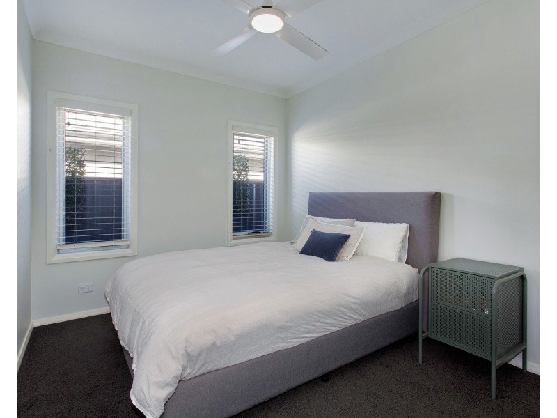 7 Seaside Drive, Lake Cathie NSW 2445