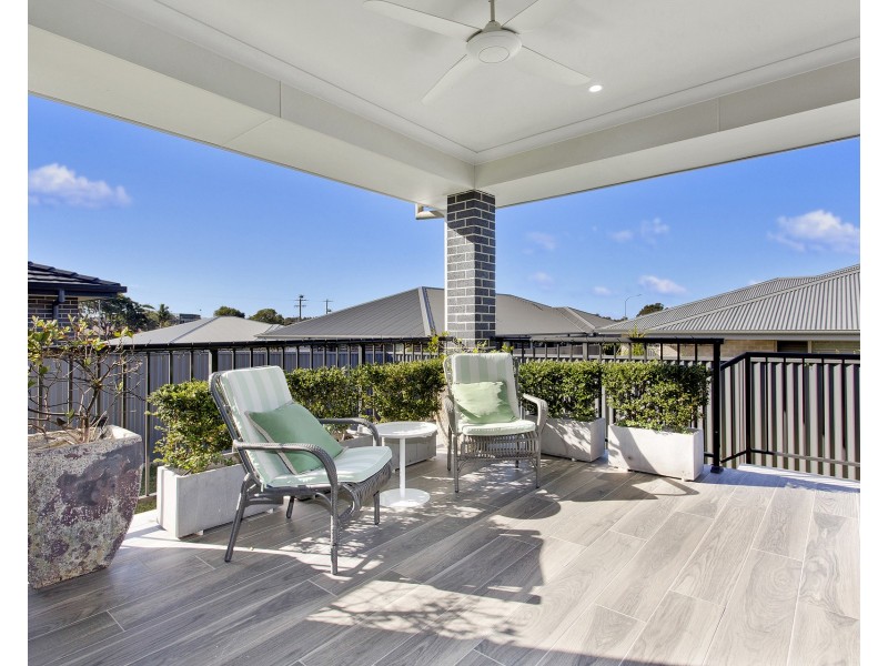 7 Seaside Drive, Lake Cathie NSW 2445