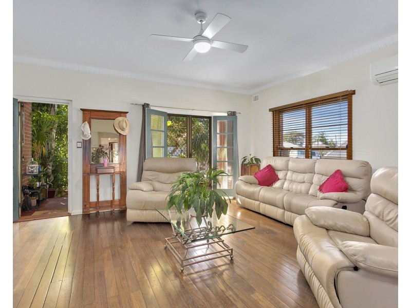 16 Mill Street, Laurieton NSW 2443