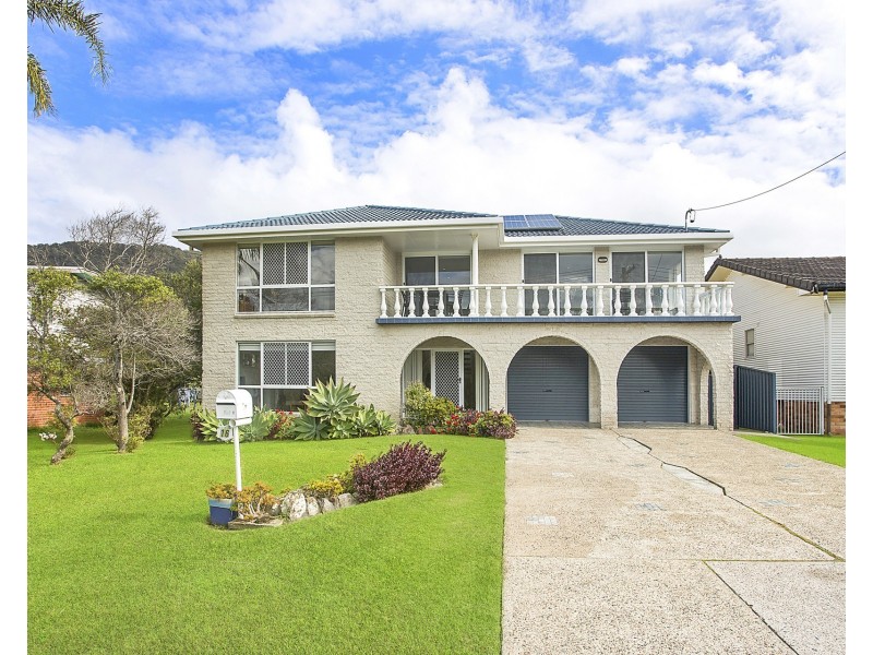 16 McLennan Street, Laurieton NSW 2443