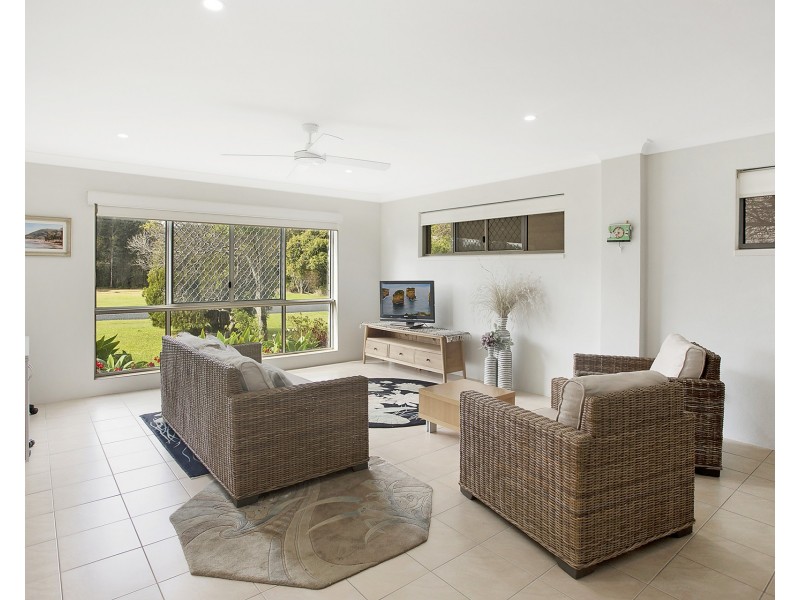 16 McLennan Street, Laurieton NSW 2443