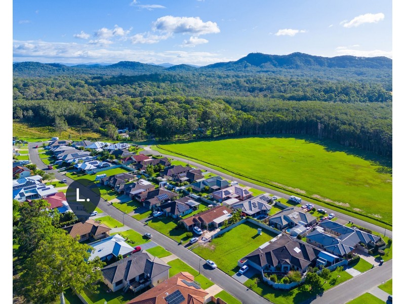 7 Hungerford Place, Bonny Hills NSW 2445