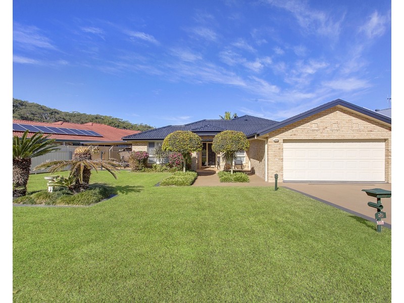 20 Prince Of Wales Drive, Dunbogan NSW 2443