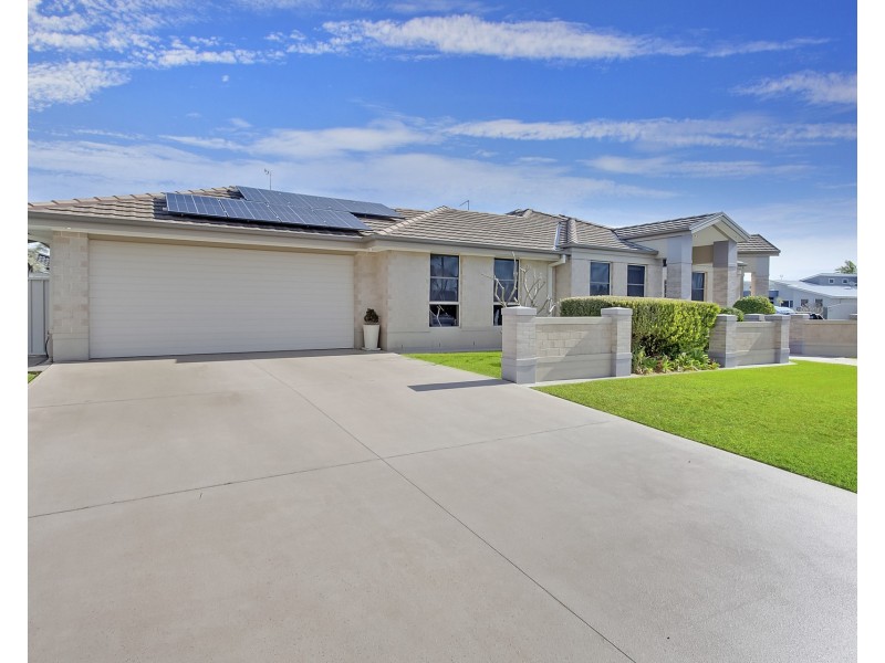 37 Rainbow Beach Drive, Bonny Hills NSW 2445