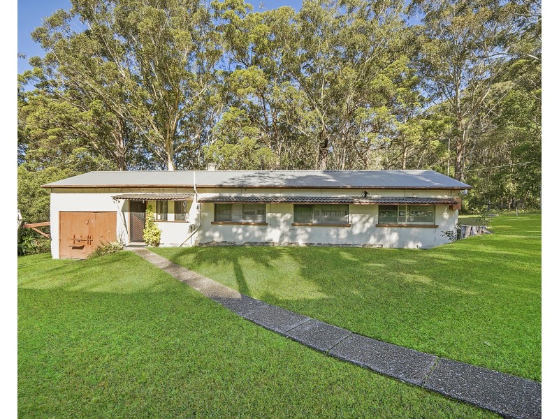11 Lord Street, Laurieton NSW 2443