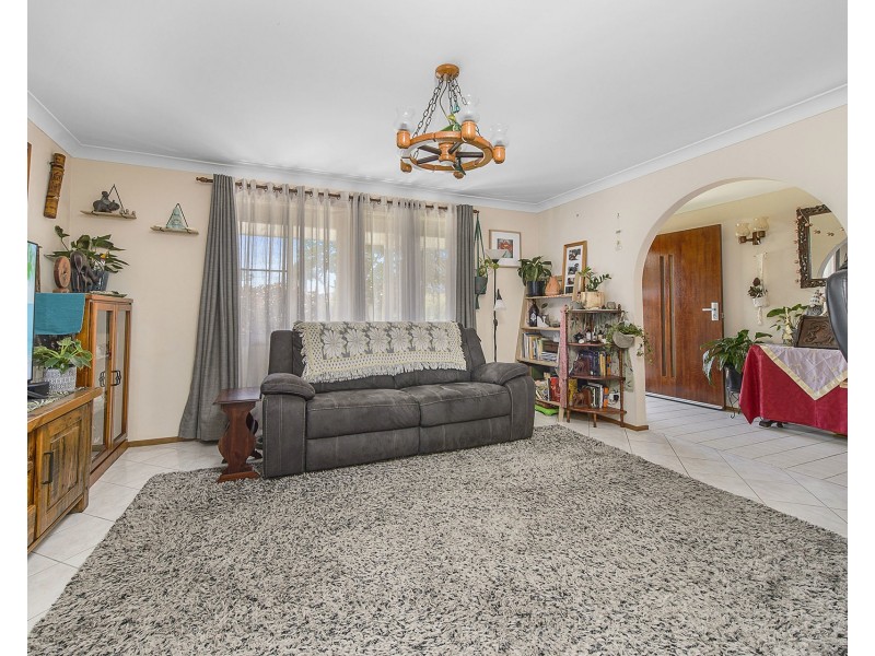 6 Monica Place, Lake Cathie NSW 2445