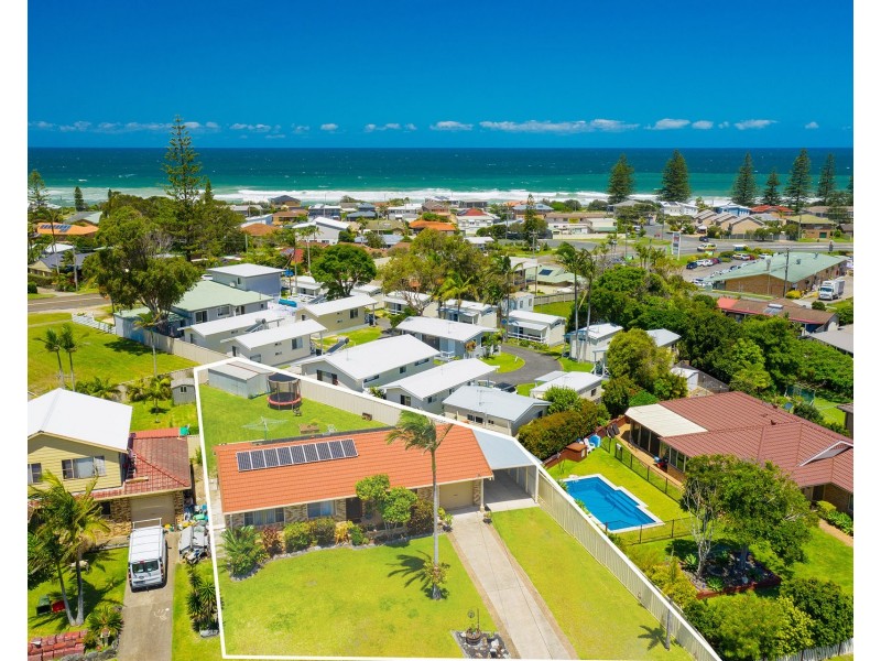 6 Monica Place, Lake Cathie NSW 2445