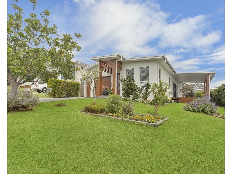 4 Glenneth Court, Bonny Hills NSW 2445