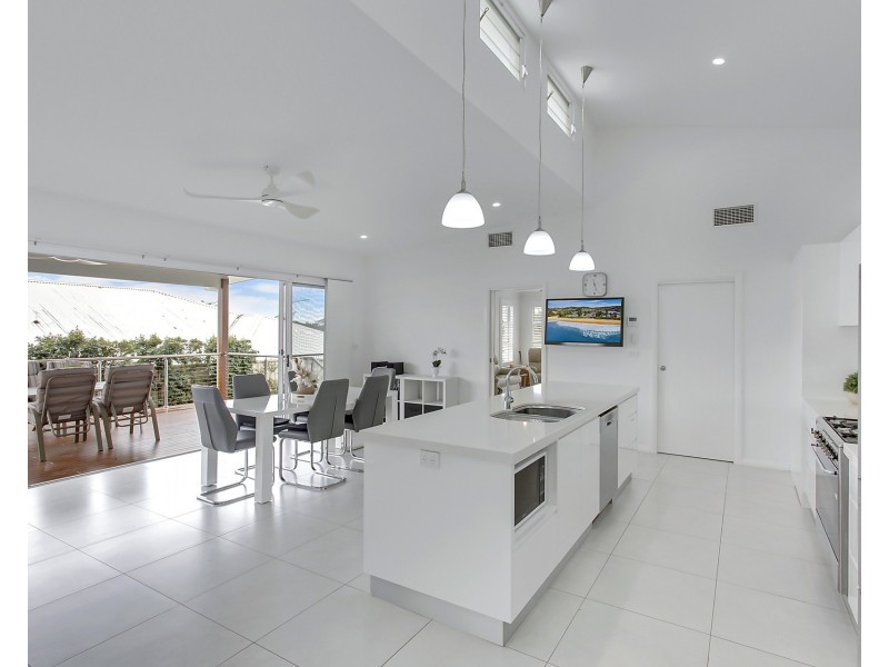 4 Glenneth Court, Bonny Hills NSW 2445