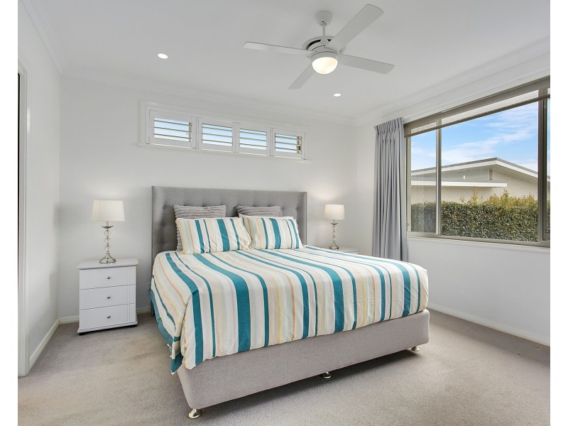 4 Glenneth Court, Bonny Hills NSW 2445