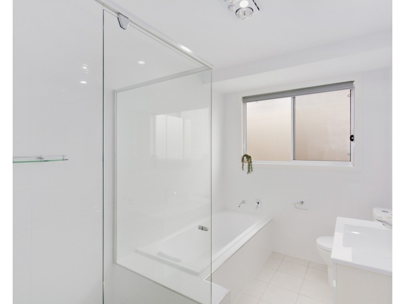 4 Glenneth Court, Bonny Hills NSW 2445