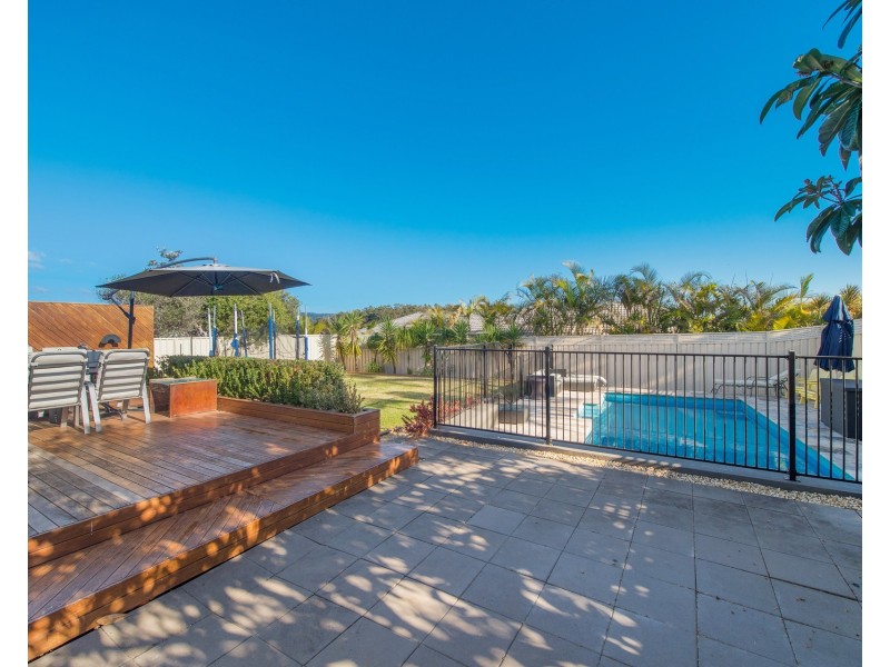 1511 Ocean Drive, Lake Cathie NSW 2445