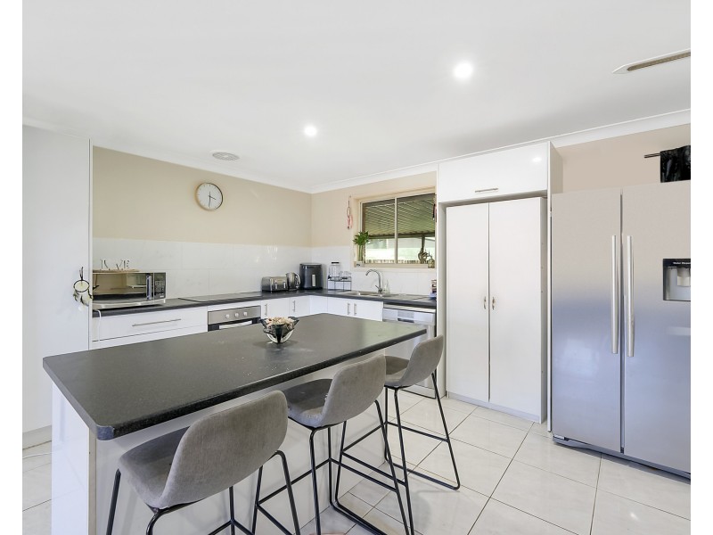 9 Teatree Close, Lakewood NSW 2443