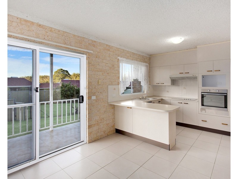 12 Gow Place, Laurieton NSW 2443