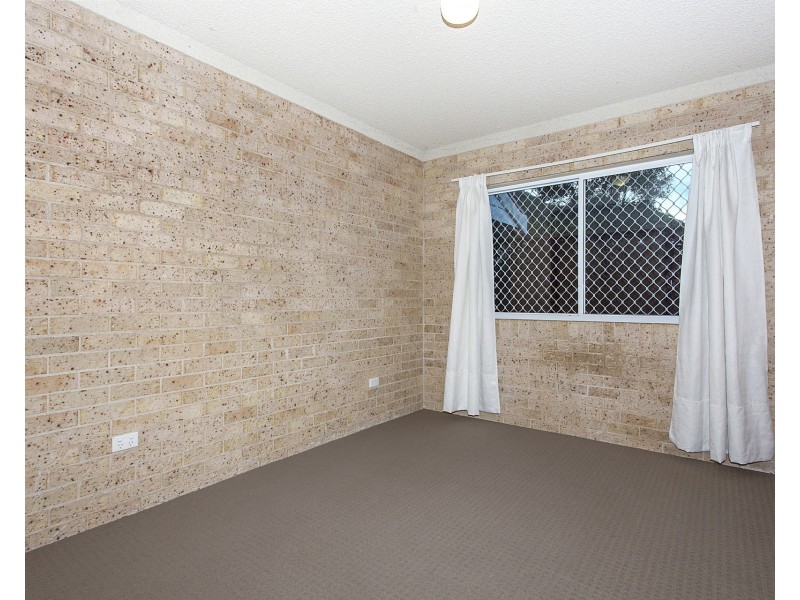 12 Gow Place, Laurieton NSW 2443