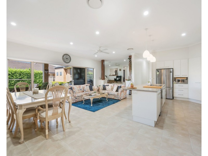 11 Rainbow Beach Drive, Bonny Hills NSW 2445