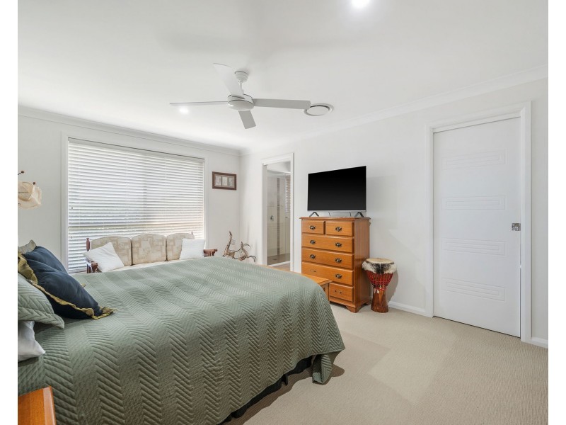 11 Rainbow Beach Drive, Bonny Hills NSW 2445