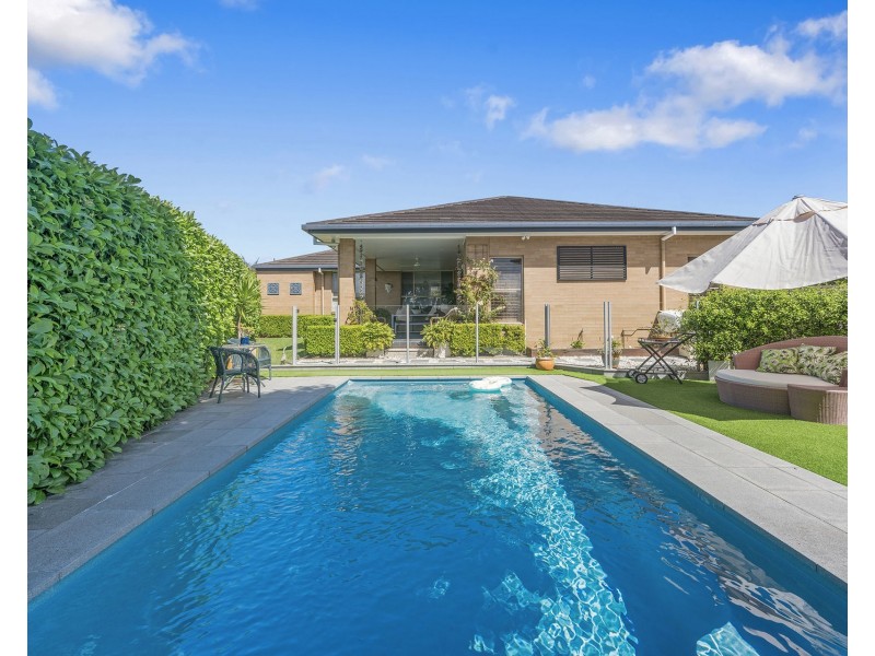 11 Rainbow Beach Drive, Bonny Hills NSW 2445