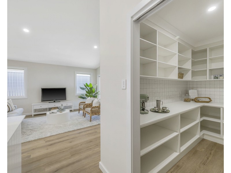 18 Dominica Street, Lake Cathie NSW 2445