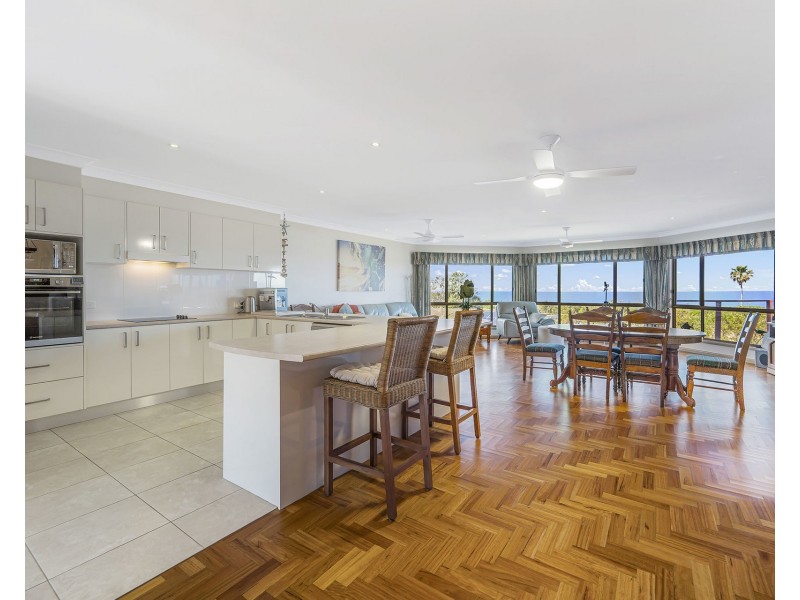 1526 Ocean Drive, Lake Cathie NSW 2445