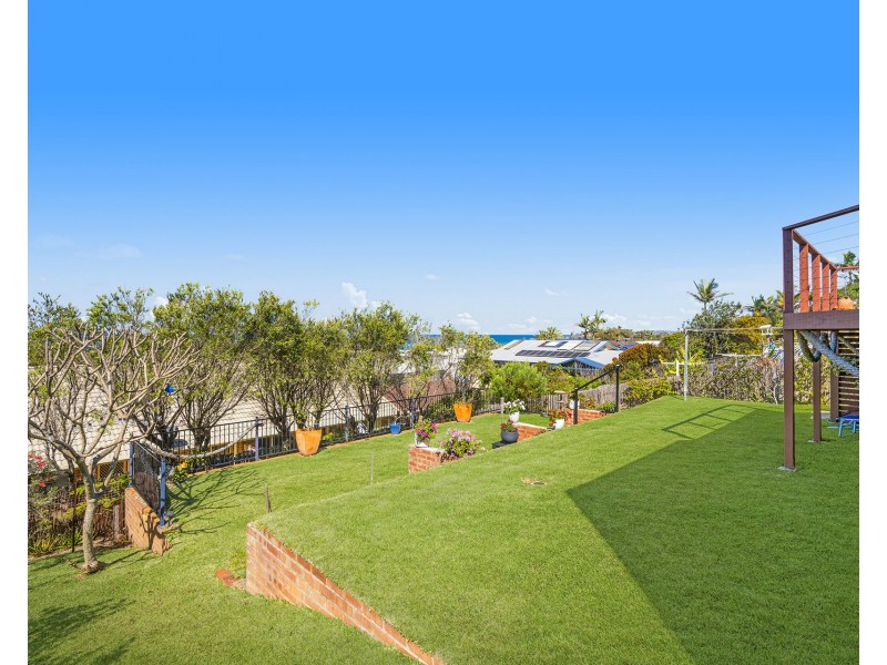 1526 Ocean Drive, Lake Cathie NSW 2445