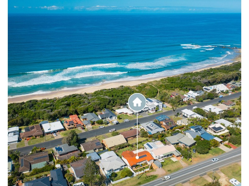 1526 Ocean Drive, Lake Cathie NSW 2445