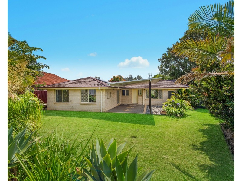 24 Abel Tasman Drive, Lake Cathie NSW 2445