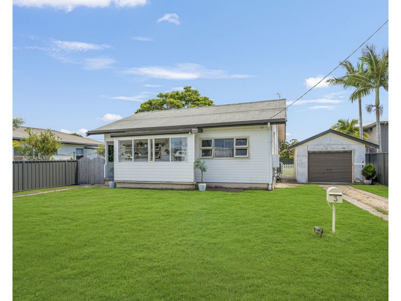 3 Castle Street, Laurieton NSW 2443
