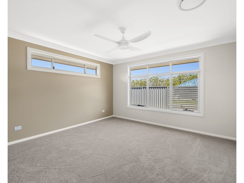 97 Sovereign Drive, Thrumster NSW 2444