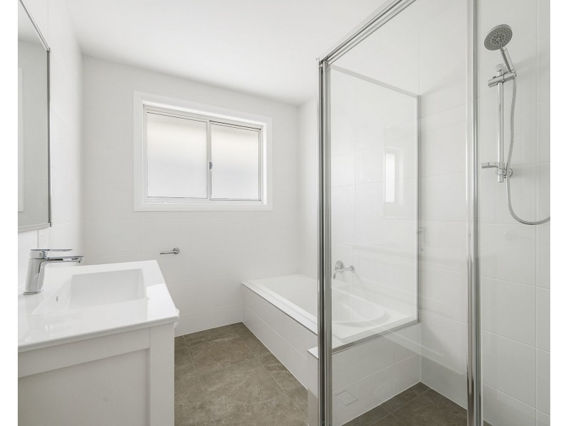 97 Sovereign Drive, Thrumster NSW 2444