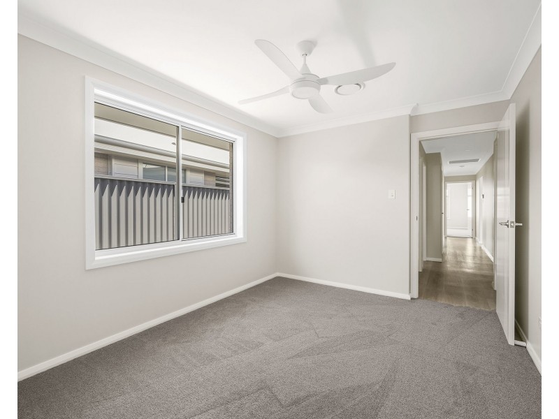 97 Sovereign Drive, Thrumster NSW 2444