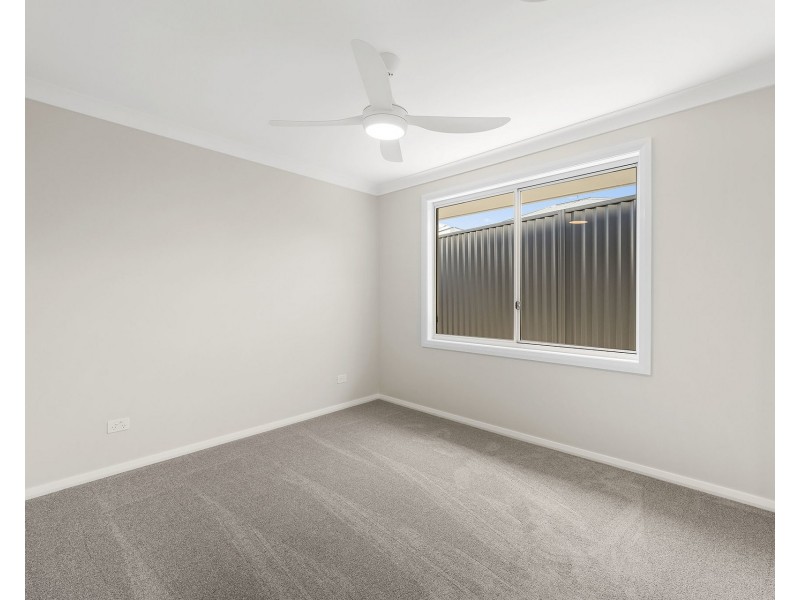 97 Sovereign Drive, Thrumster NSW 2444