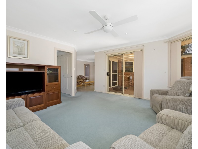 8 Victoria Place, West Haven NSW 2443