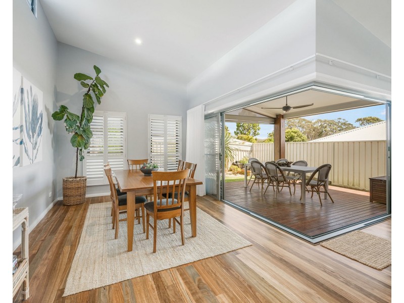 1 Ella Close, Bonny Hills NSW 2445