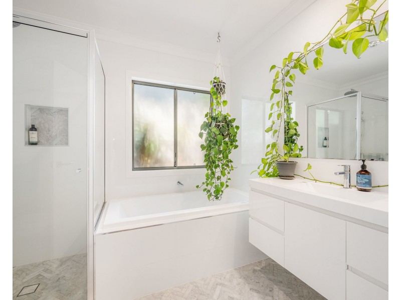 1 Ella Close, Bonny Hills NSW 2445