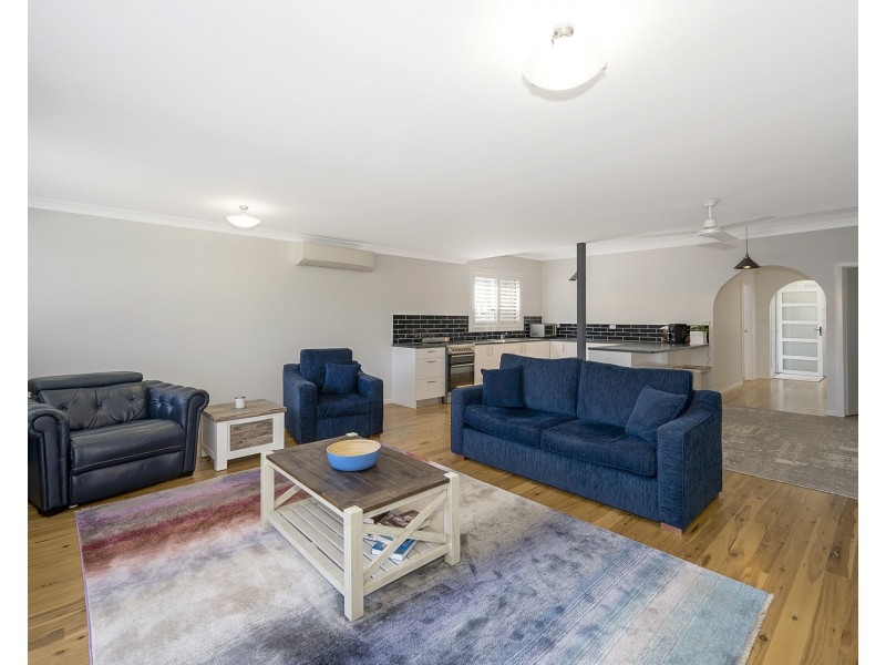 7 Longworth Road, Dunbogan NSW 2443